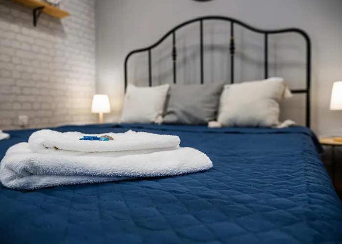 Cozy In Center * וארנה